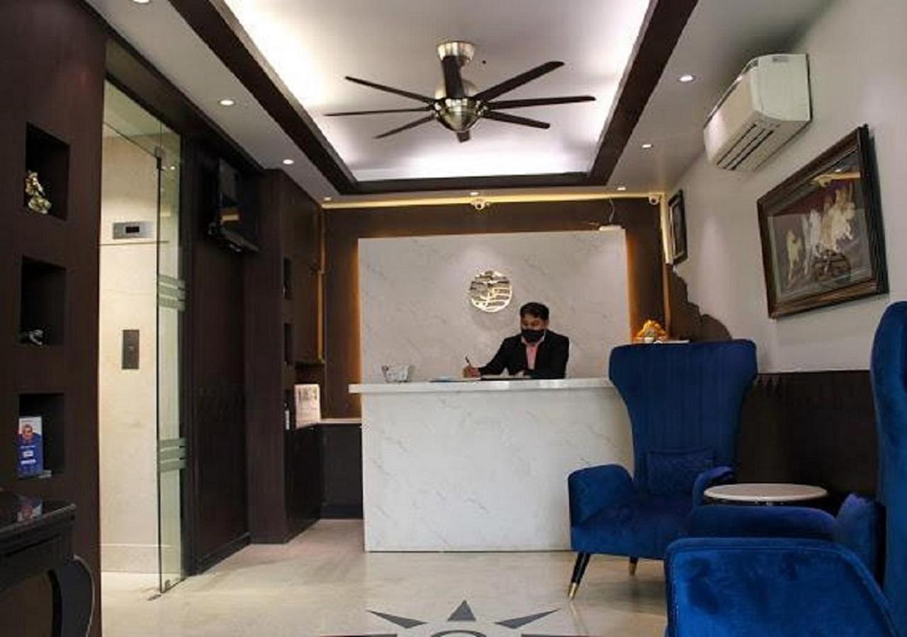 Hotel Aman Palace New Delhi Eksteriør billede